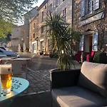 Chez Toon, Bar Deco