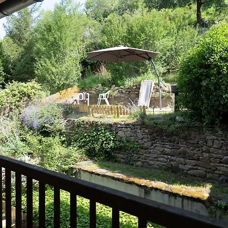 Chez Toon, Bar Deco Bed & Breakfast 3*