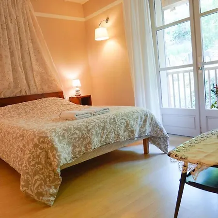 Chez Toon, Bar Deco 3*