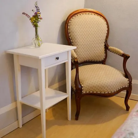 Chez Toon, Bar Deco 住宿加早餐酒店