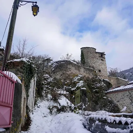 Chez Toon, Bar Deco 住宿加早餐酒店 布莱勒