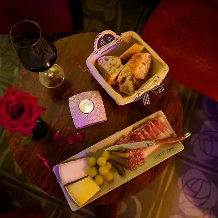 Chez Toon, Bar Deco 3* Blesle